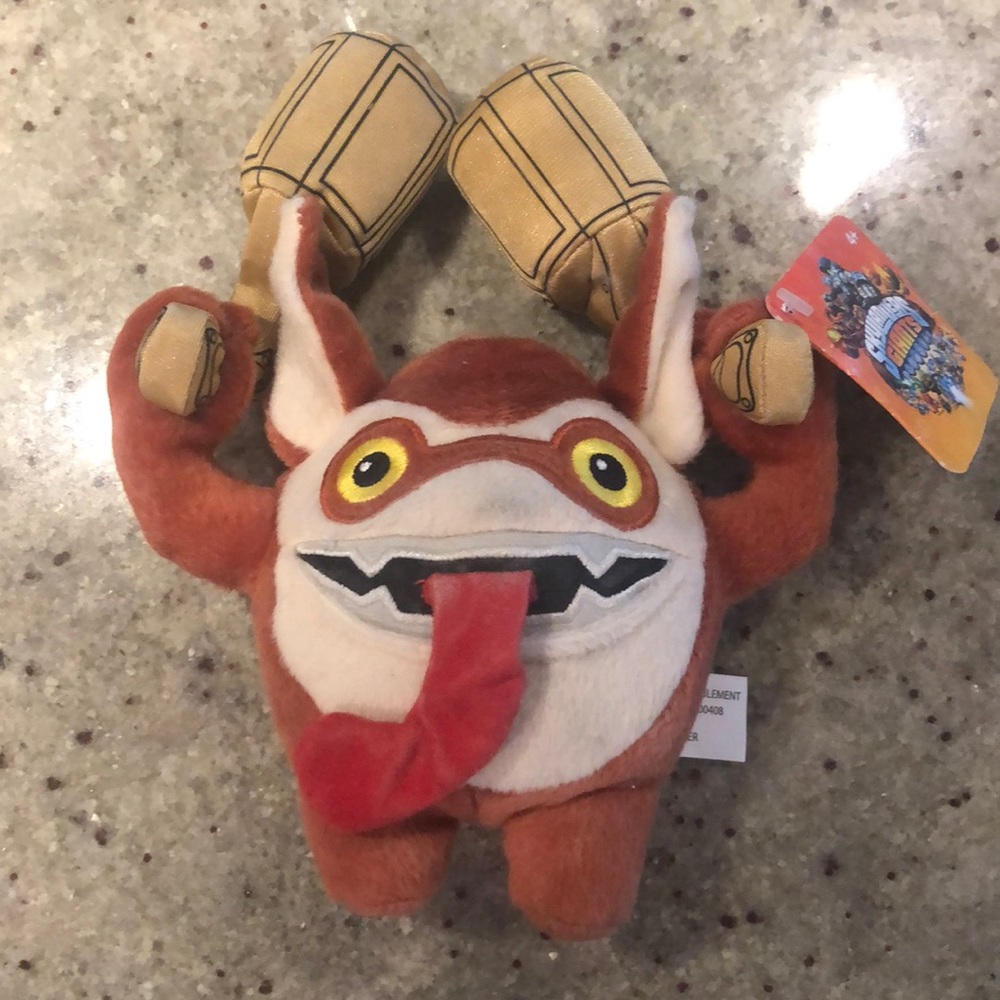 Skylanders Giants Plush 6inches Tall NWT